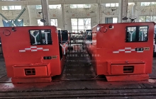 煥然一新的12噸工礦蓄電池電機車(chē)重返礦山