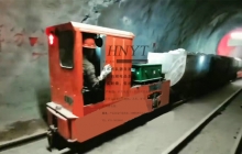 3噸礦用井下鋰電池電機車(chē)現場(chǎng)視頻