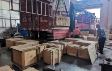 一大車(chē)礦用電機車(chē)配件及牽引電機發(fā)往海外