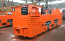 CJL14架線(xiàn)式變頻電機車(chē)銅礦井下工作視頻