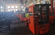云南客戶(hù)定制專(zhuān)用于小巷道的鋰電池湘潭電機車(chē)