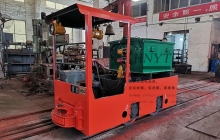 一批蓄電池湘潭電機車(chē)發(fā)往煤礦