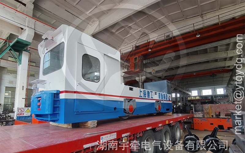 25噸湘潭蓄電池電機(jī)車(chē)發(fā)往上海