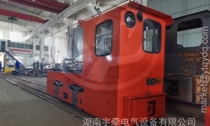為什么要給蓄電池湘潭電機車(chē)加水？