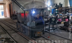 CTY2.5噸蓄電池湘潭電機車(chē)運行測試