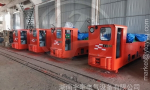 12噸鋰電池湘潭電機車(chē)裝車(chē)發(fā)貨